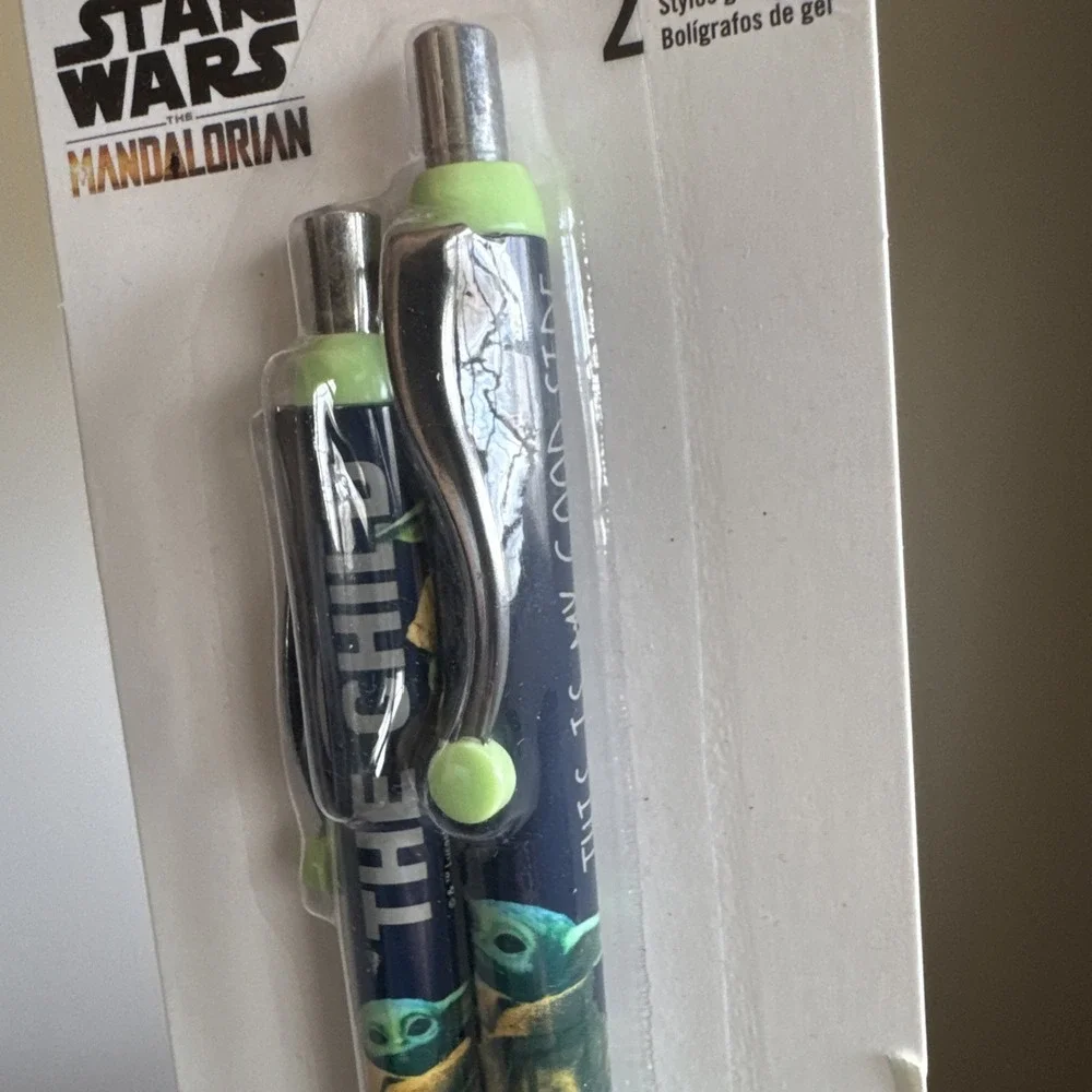 Lot Of 2 STAR WARS MANDALORIAN GEL PENS 2 Pack BLACK INK NEW 0.7 mm
